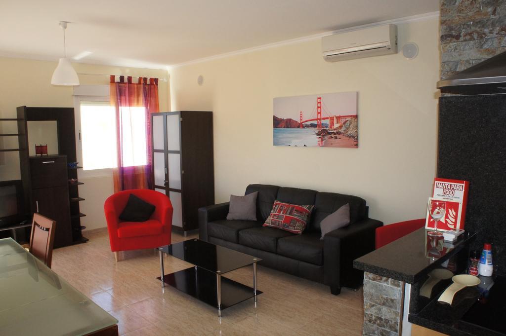 Sunny Apartment Al-Sakia, Quarteira, Vilamoura エクステリア 写真