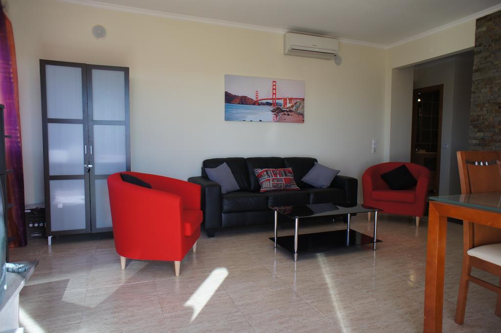 Sunny Apartment Al-Sakia, Quarteira, Vilamoura エクステリア 写真