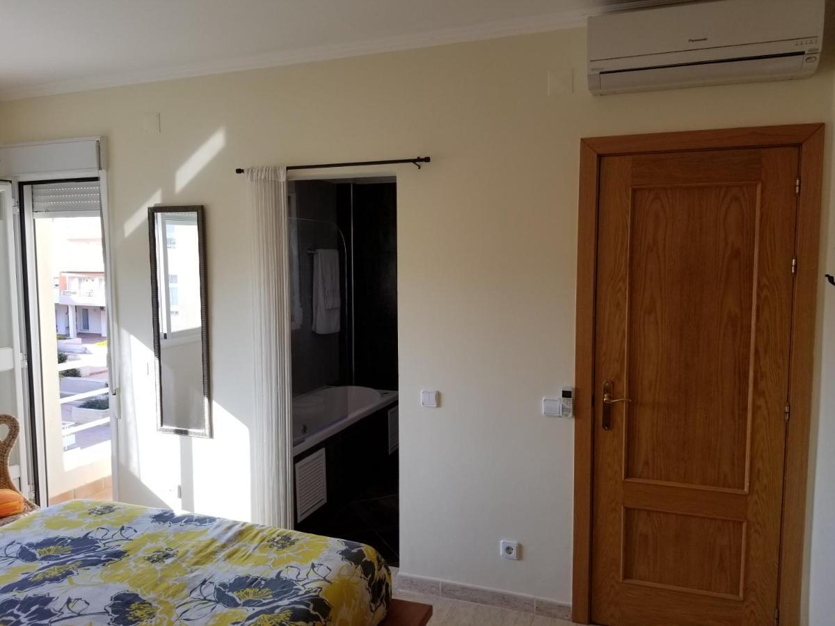 Sunny Apartment Al-Sakia, Quarteira, Vilamoura エクステリア 写真