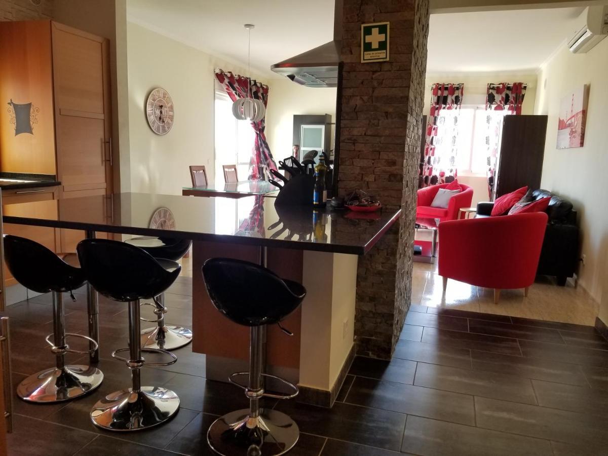 Sunny Apartment Al-Sakia, Quarteira, Vilamoura エクステリア 写真